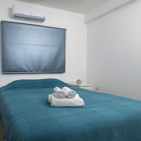 Lovely 2 Bed Apartment In Larnaca City Centre Екстериор снимка