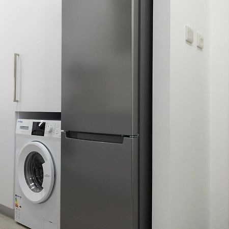 Lovely 2 Bed Apartment In Larnaca City Centre Екстериор снимка