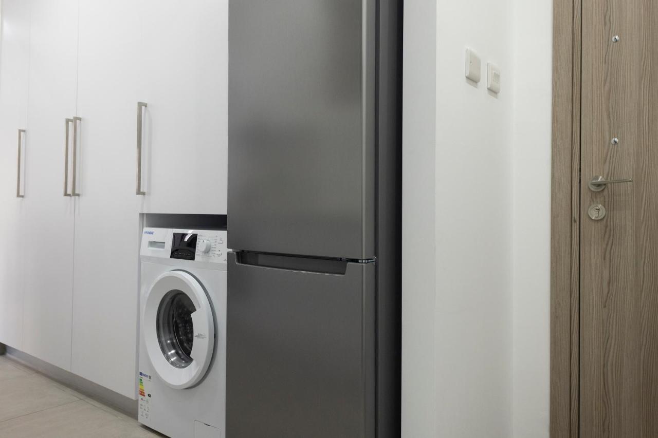 Lovely 2 Bed Apartment In Larnaca City Centre Екстериор снимка
