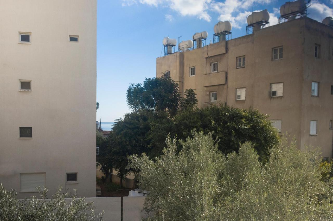 Lovely 2 Bed Apartment In Larnaca City Centre Екстериор снимка